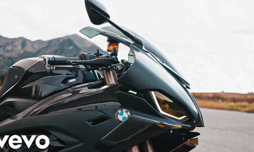 BMW S1000RR - Mountain Ride (feat. MotorbikeMedia)