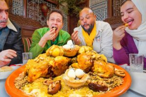 Food Tour in Fez, Morocco!! HUGE CHICKEN MOUNTAIN + Best Street Food in Fez!
