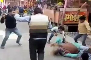 Top 10 Desi Indian Street Fight || Knife atack || Stone attack 💥💥