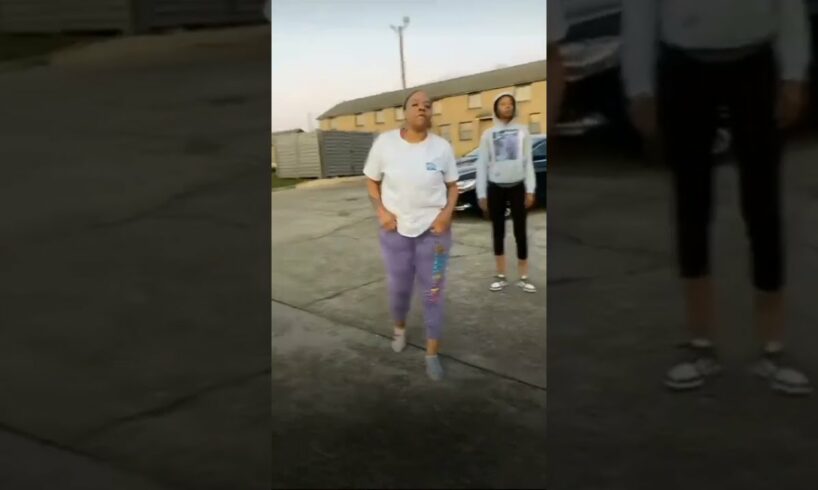 Another female hood fight 2024 #fight #fyp