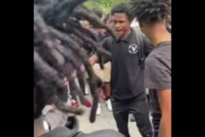 Hood fights Youngboy knocks out grown man