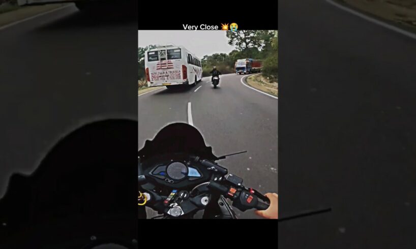 Close call😱#ktm #duke390 #rs200 #rider  #bikelover#crash#motorcycle#ktm390#attitude#subscribe#jammu#