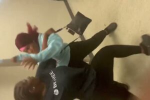 Hood Girl  Fight In Class
