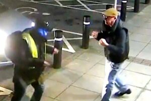 Mugger Doesn’t Know What’s Coming When Victim Fights Back