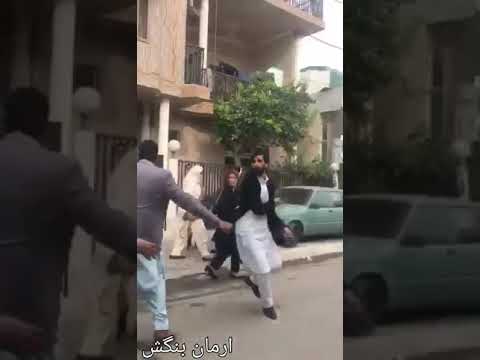 Pakistan street fights family fight