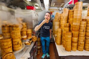 $10 VS $200 Dumplings!! 🥟 Ultimate DIM SUM TOUR in Hong Kong!