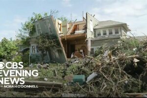 Deadly tornado leaves trail of destruction in small Iowa town