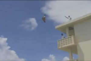 PEOPLE ARE AWESOME - AMAZING