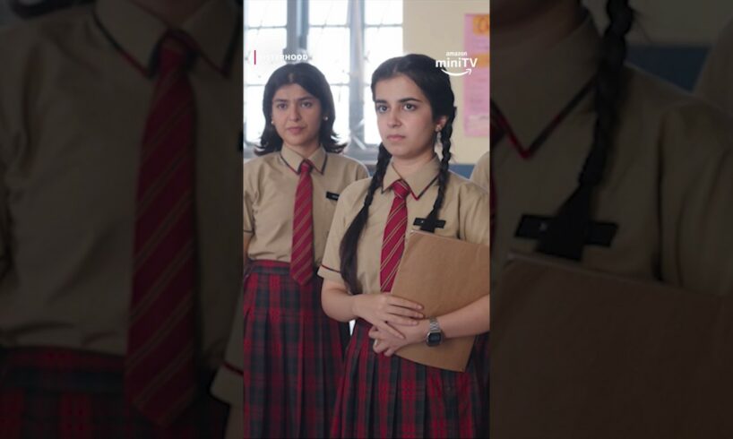 Girl Fights Be Like 😂 | Nidhi Bhanushali, Nitya Mathur | Sisterhood | #amazonminitv #youtubeshorts