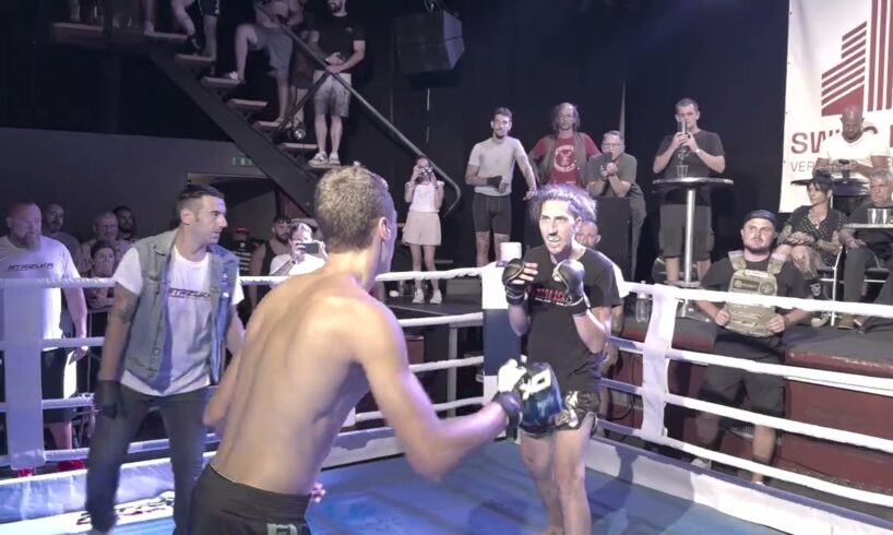 HIPSTER vs BOXER !! Bikers fights