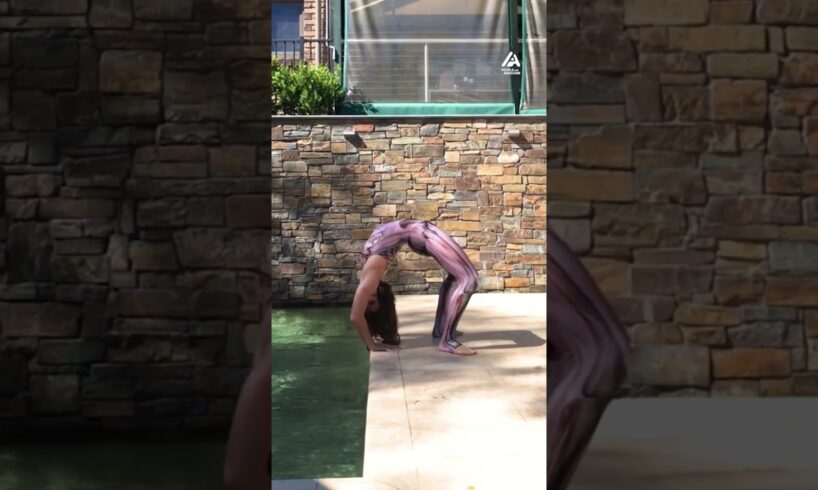 People Are Awesome - Girl Climbs out of Pool Like a Monster