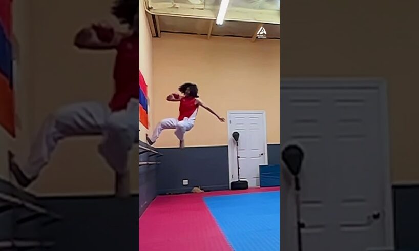 That mannequin never saw it coming! #kickit