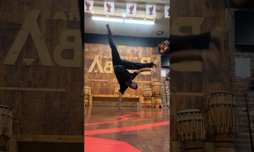 People Are Awesome | Capoeira