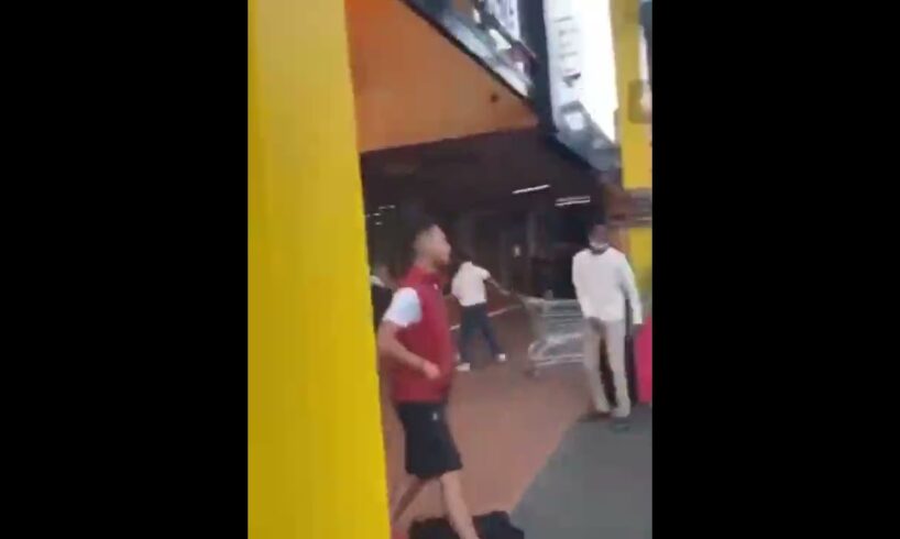 American VS New Zealand Street fights