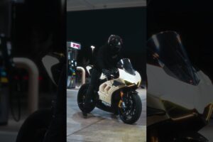 LOOK MOM - I CAN FLY / Hoodie /// brutal-bikes.com #shorts
