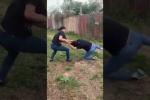 Street girl fighting 💪 girl fight 1 vs 1  #shortsvideo #youtubevideo #shorts #girl #fight