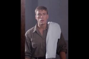 😱 "Brother vs. Killer! The Shocking Fight Scene in Kickboxer (1989) | Van Damme's Emotional Moment!