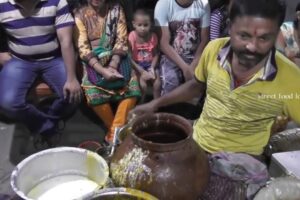 Crazy People Eating Phuchka in Kankinara West Bengal   Street Food Loves You Indian Street Food