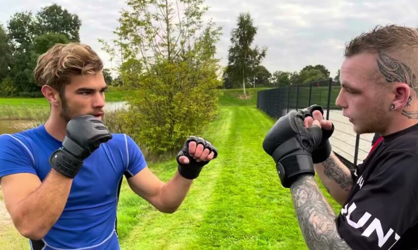 De Wolf VS Alien - MMA Hoodfight