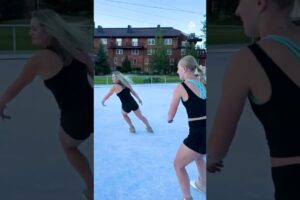Figure Skaters Perform Synchronized Skating | People Are Awesome