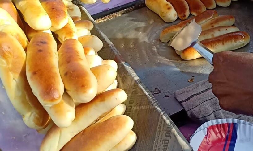 Hotdog at street // street food loves you!