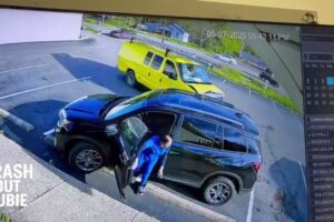 IDIOTS IN CARS/PART 3