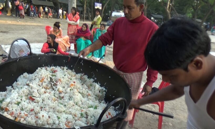Mixed Vegetable Fried Rice Preparation | People Enjoying One day Outing With Delicious Food
