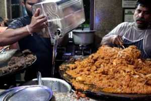 Mutton Biryani Half @ 130 rs | Chicken Masala Quater @ 140 rs | Dastarkhwan Lucknow