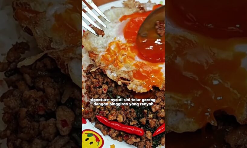 RESTORAN PAD KAPRAO PUNYA MARK WIENS