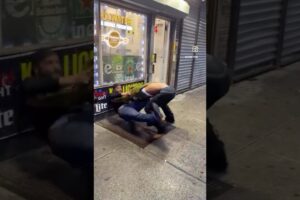 Deadly Combo in a Street Fight. #boxing #martialarts #viralvideo #fight #selfdefense #fyp #karate