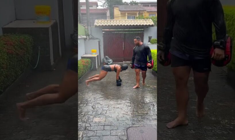Não tem chuva certo, o TREINO NÃO PODE PARAR🥊🥷🏼🔥