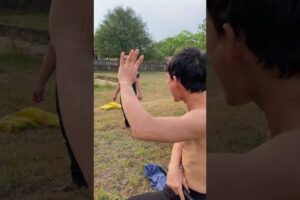 Use nunchaku fight with sword of Bad Guys