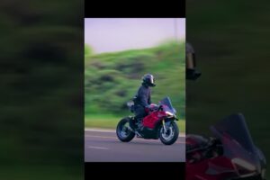 Hold onto your helmets! 🏍️💥