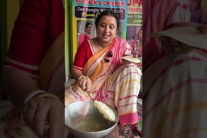 বাড়ি হোক বা অনুষ্ঠান নতুন দোকান খুলেছেন কোনও চিন্তা নেই উপমাদির কাছে মাত্র ২ টাকা রেডি টু ইট লুচি