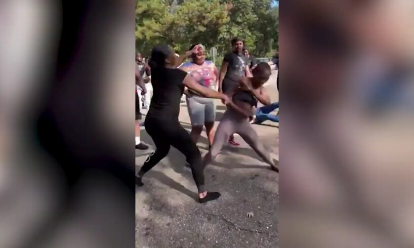 Hood Girl Street Fights