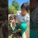 इस Mahila को कूड़ेदान me मिले 2 नन्हे puppies !! 🥰 😭 ❤️