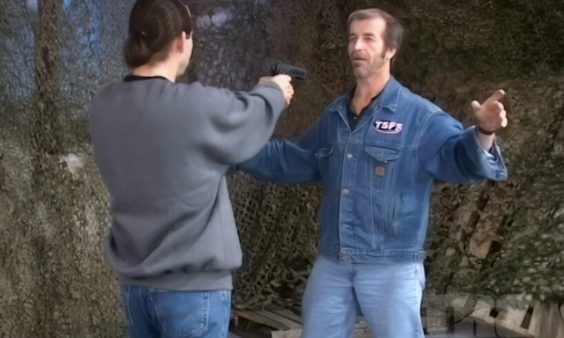 Green Beret Reveals a Vicious Trick That Ends Street Fights FAST—No Strength Needed!