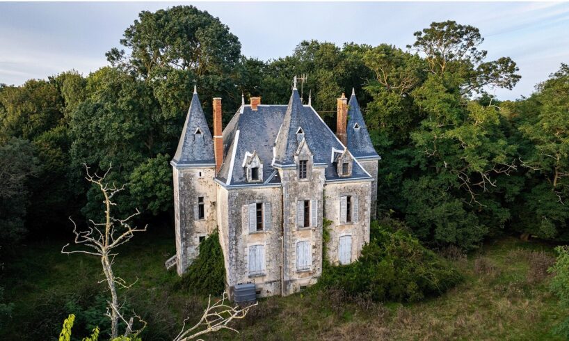 We Discovered an Incredible ABANDONED Château in Southern France