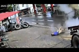 CRAZY! Scary & Close Call Moments 2025 [Pt. 15]