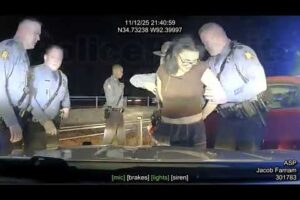 High Speed Pursuit (130+ mph) w/ Chevrolet Sonic & Arkansas State Police - SPIKES and PIT MANEUVER