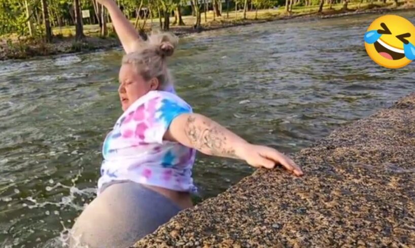 Best Fails of the Week 🤯 Try Not to Laugh 🤣