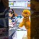 This dog steals money 🐕🤑