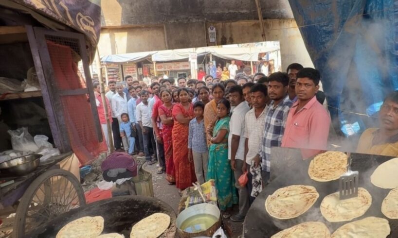 Crazy Indian Street Breakfast | Desi Man Making Tawa Paratha on the Roadside