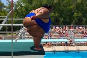 TOP 100 Funniest Splash Fails of the Week 💦😂