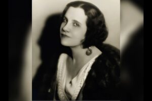 TREMENDOUS SINGING!!!! Ninon Vallin 1886 - 1962 Compilation of the exquisite french soprano