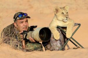 Wild Animal Surprised Photographers in An Unexpected Way