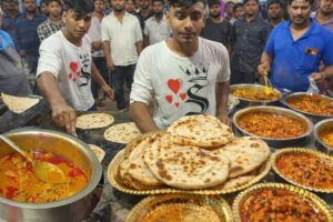 Crazy Indian Man Preparing Lachha Paratha in Digha | Indian Street Food