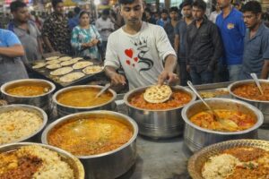 Crazy Street Porota Making | Digha Kerala Porota Hotel Abar Khabo