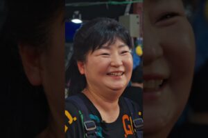 Eating Silkworm Pupae!!