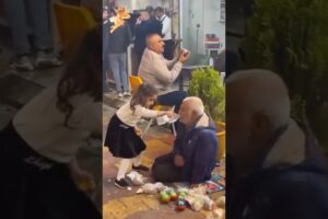 People are Awesome 👼❤️ Powerful Acts Of Kindness #fyp #foryou #shortsfeed #shorts